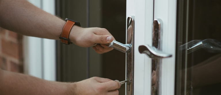 24 hour key locksmith La Verne